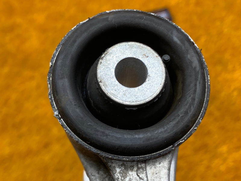 Рычаг подвески верхний, 1000 рублей, Красноярск