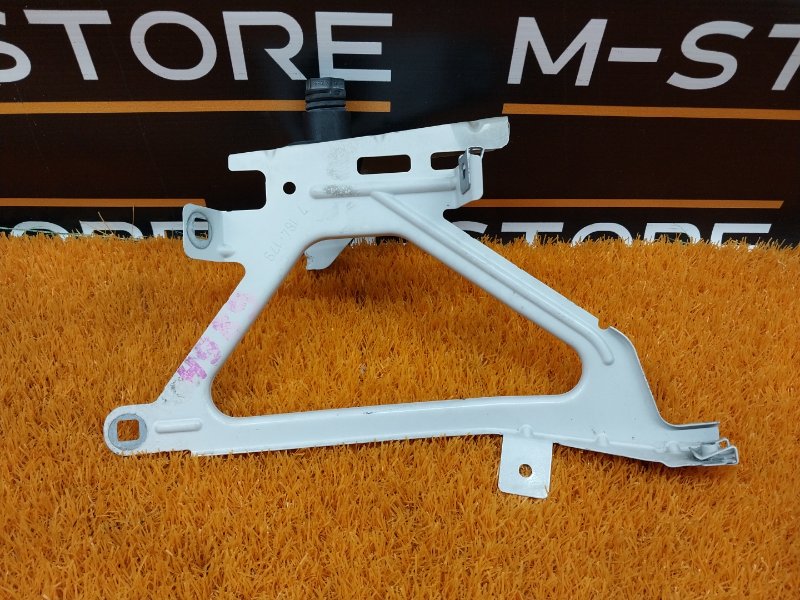 крепление крыла, 670 рублей, Красноярск