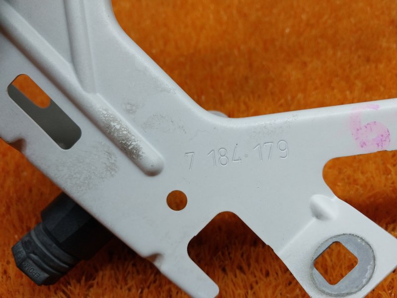 крепление крыла, 670 рублей, Красноярск