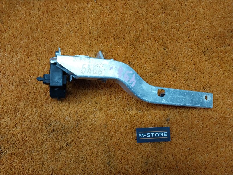 Кронштейн радиатора, 1410 рублей, Красноярск