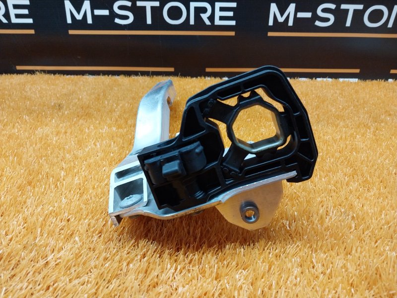 Кронштейн радиатора, 1410 рублей, Красноярск