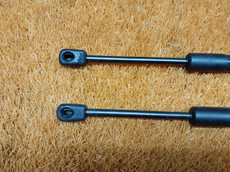 амортизатор капота, 1000 рублей, Красноярск