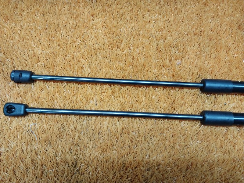 амортизатор багажника, 800 рублей, Красноярск