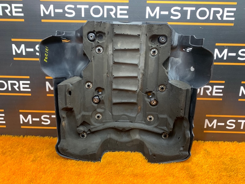 крышка двигателя, 1000 рублей, Красноярск