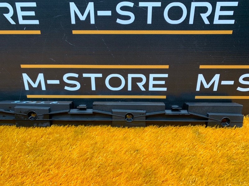 кронштейн порога, 340 рублей, Красноярск