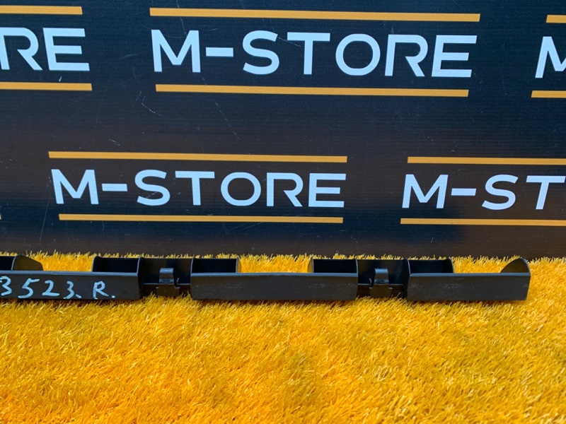 кронштейн порога, 340 рублей, Красноярск