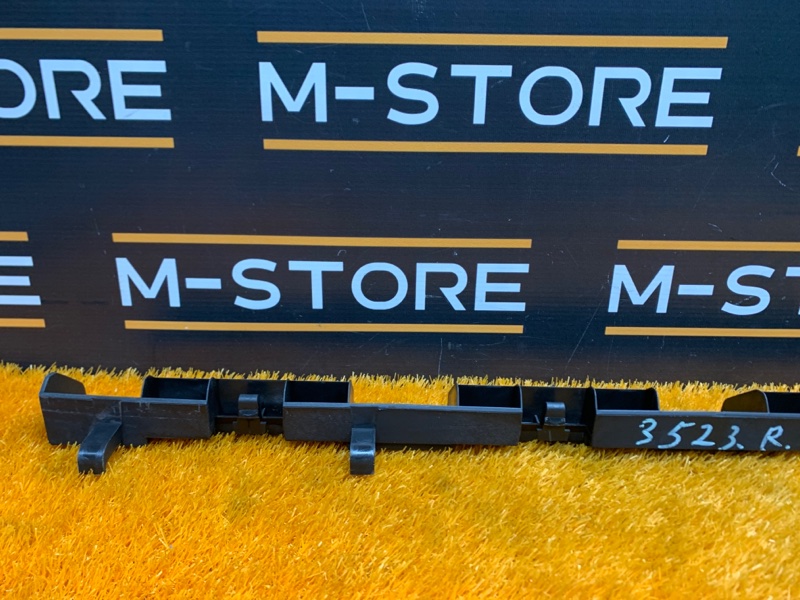 кронштейн порога, 340 рублей, Красноярск