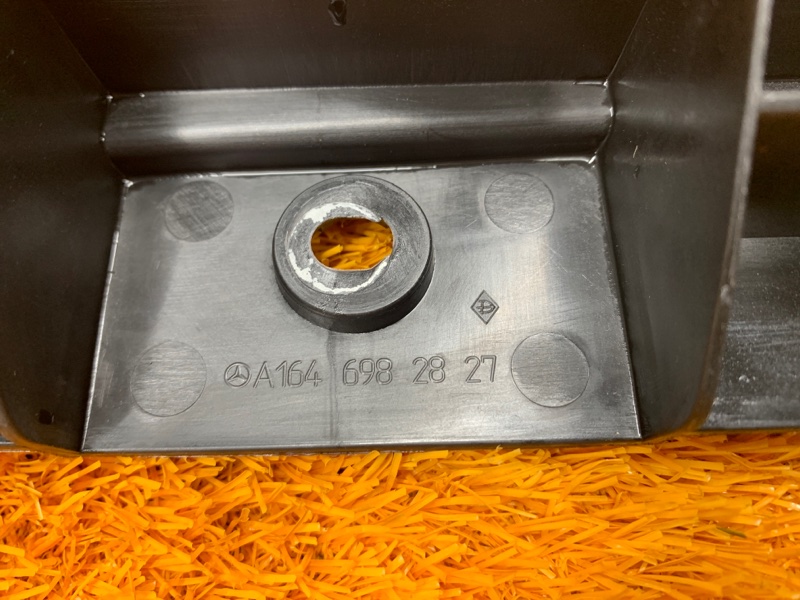 кронштейн порога, 340 рублей, Красноярск