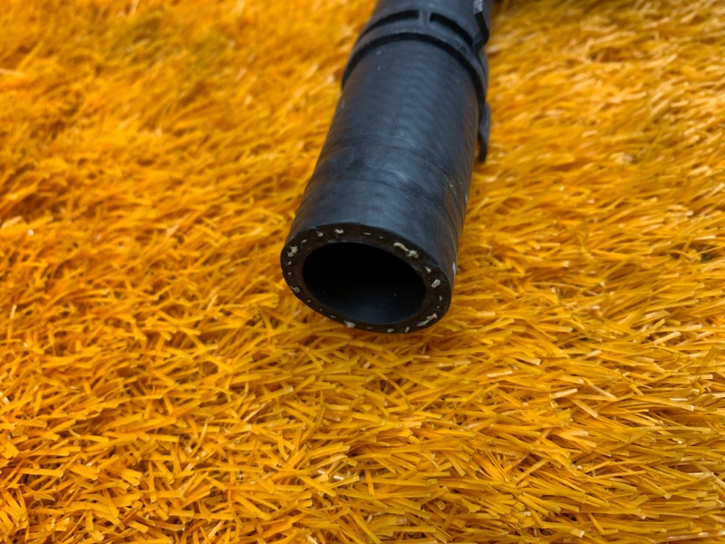 Патрубок системы охлаждения, 500 рублей, Красноярск