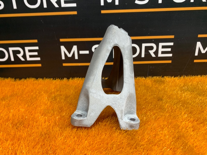 Кронштейн подушки двигателя, 930 рублей, Красноярск