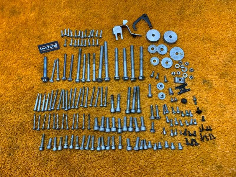 Болты и гайки ДВС, 870 рублей, Красноярск