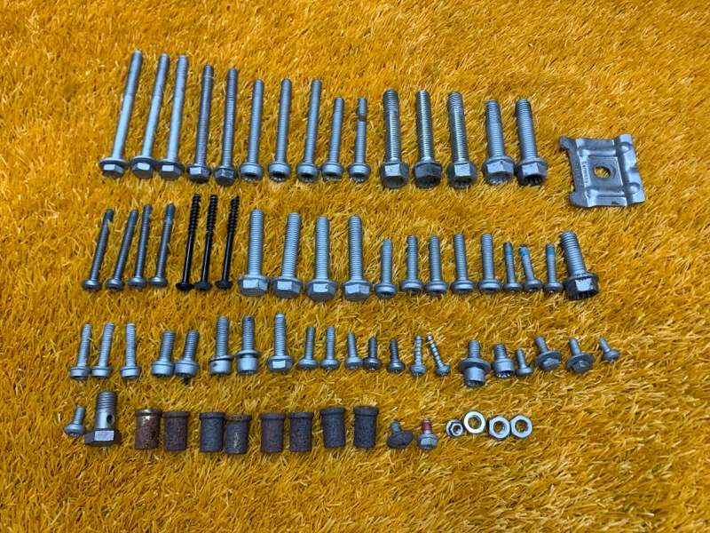 Болты и гайки ДВС, 810 рублей, Красноярск