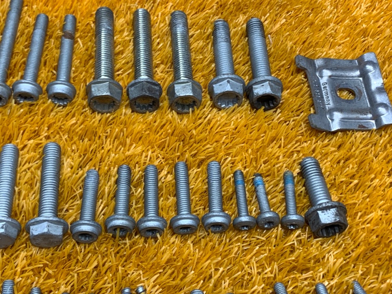 Болты и гайки ДВС, 810 рублей, Красноярск