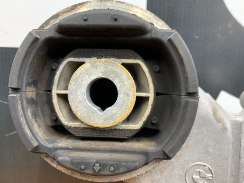 Балка поперечная (подрамник), 2930 рублей, Красноярск