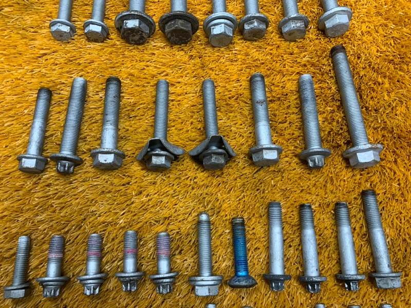 Болты и гайки задней подвески, 630 рублей, Красноярск