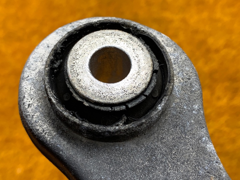 Рычаг подвески верхний, 500 рублей, Красноярск