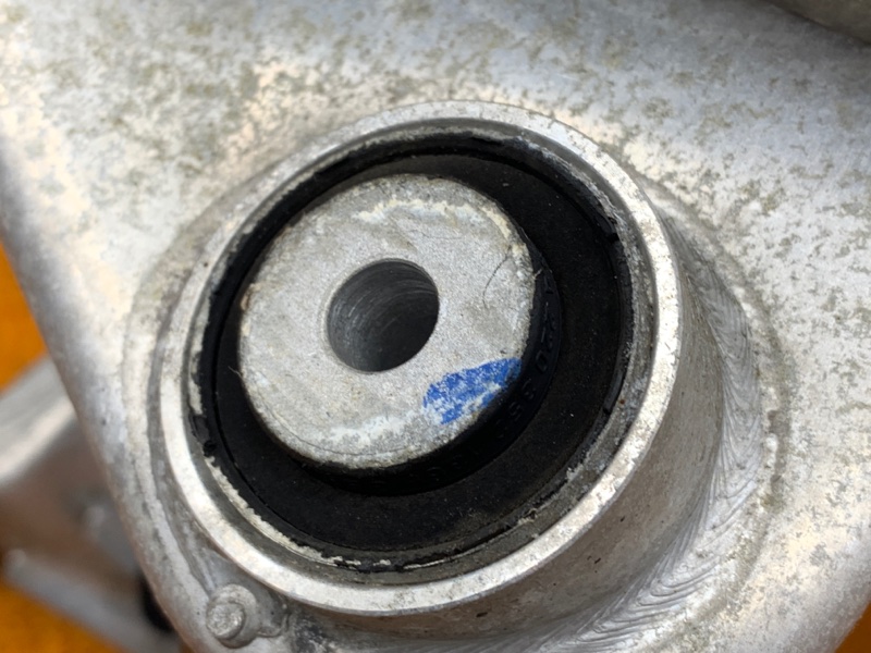 Балка поперечная (подрамник), 1200 рублей, Красноярск