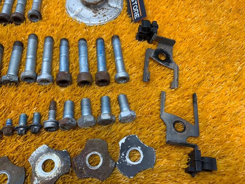 Болты и гайки задней подвески, 750 рублей, Красноярск