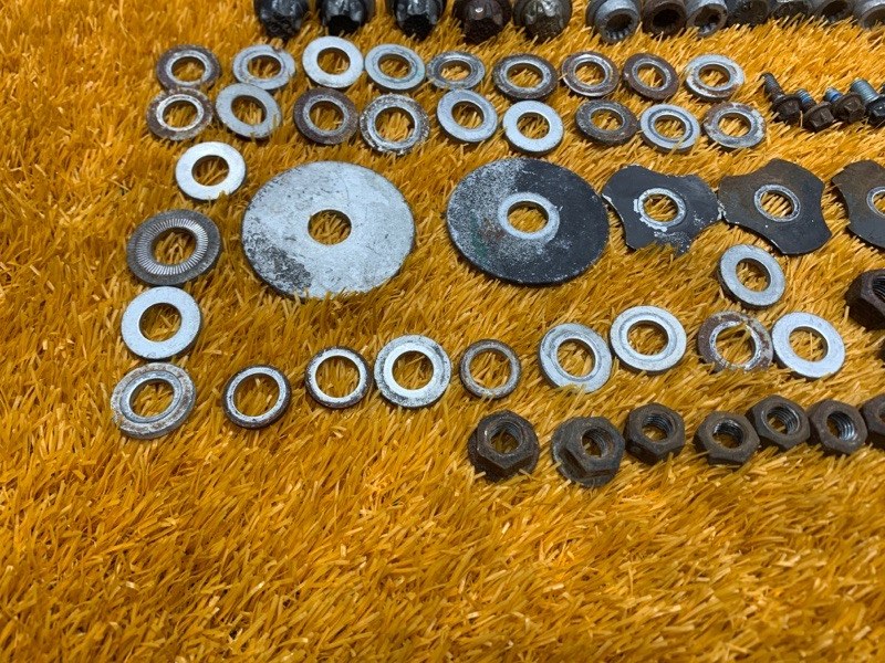 Болты и гайки задней подвески, 750 рублей, Красноярск