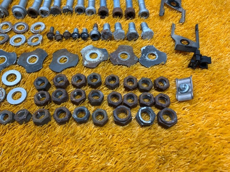 Болты и гайки задней подвески, 750 рублей, Красноярск