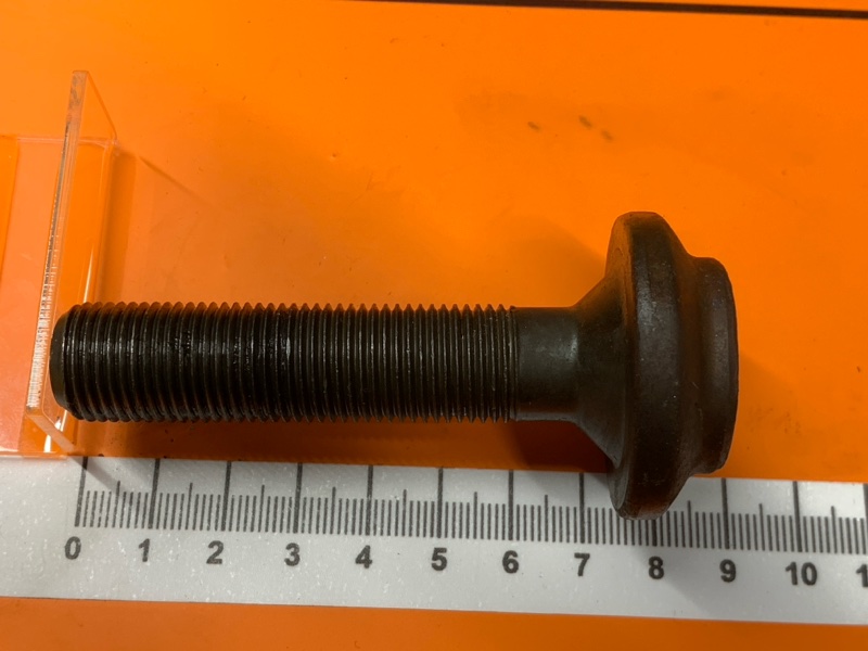 Болт привода, 200 рублей, Красноярск