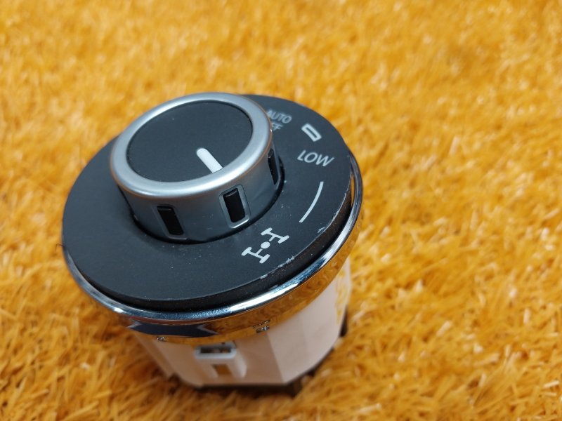 кнопка блокировки дифференциала, 500 рублей, Красноярск