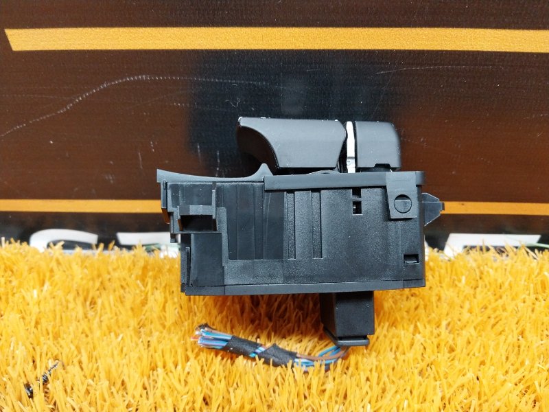 Кнопка стояночного тормоза, 870 рублей, Красноярск