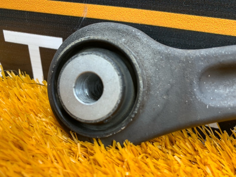 Рычаг подвески верхний, 960 рублей, Красноярск