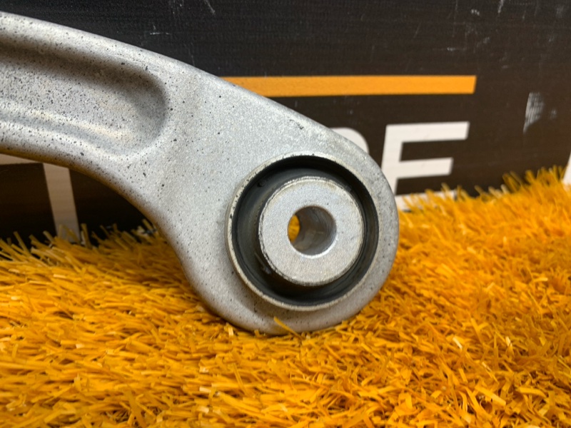 Рычаг подвески верхний, 960 рублей, Красноярск