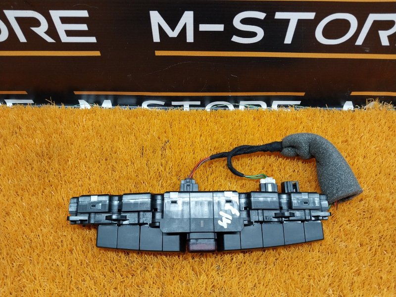 Блок кнопок центральной консоли, 630 рублей, Красноярск