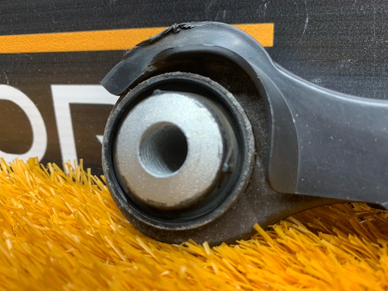 Рычаг подвески нижний, 500 рублей, Красноярск