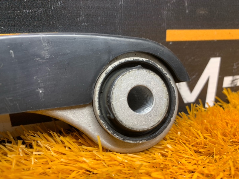 Рычаг подвески нижний, 500 рублей, Красноярск