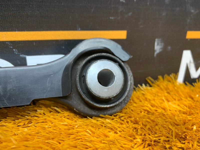 Рычаг подвески нижний, 500 рублей, Красноярск