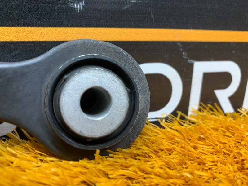 Рычаг подвески верхний, 900 рублей, Красноярск