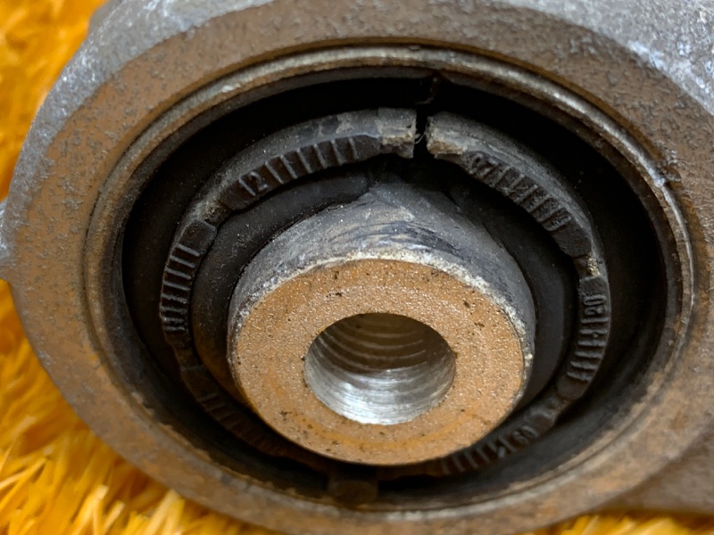 Рычаг подвески нижний, 500 рублей, Красноярск