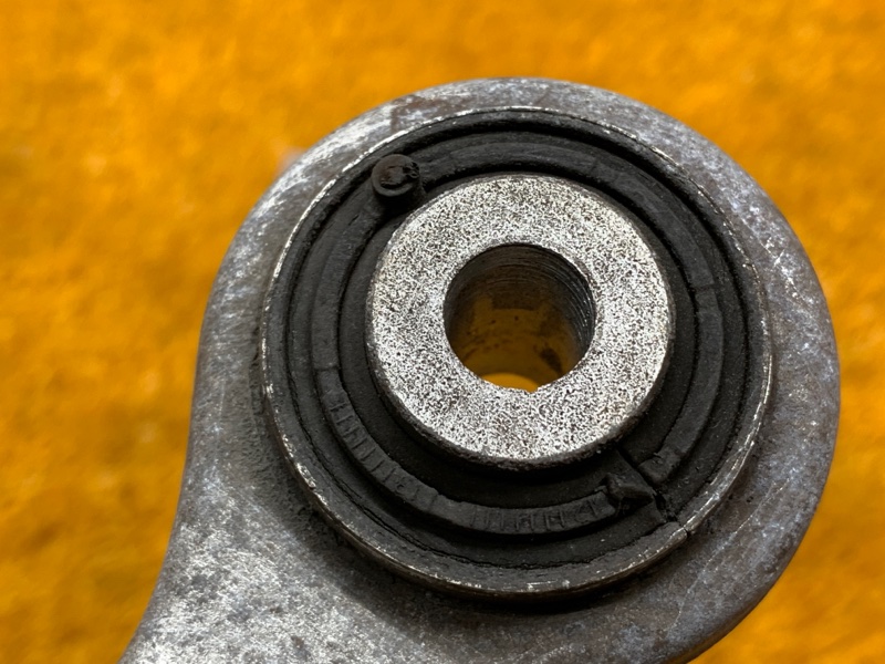 Рычаг подвески верхний, 500 рублей, Красноярск