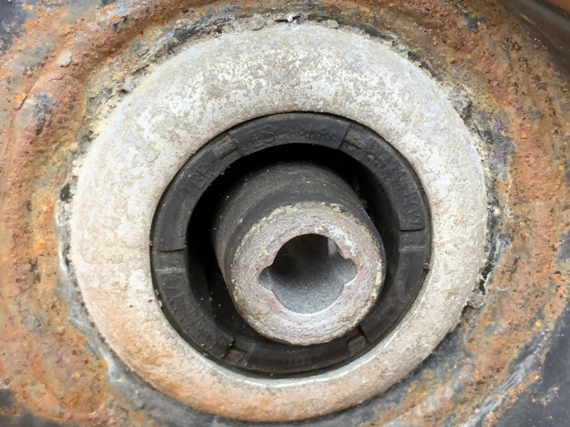 Балка поперечная (подрамник), 2960 рублей, Красноярск