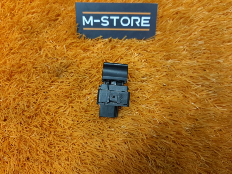 кнопка стеклоподъемника, 300 рублей, Красноярск