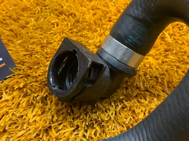 Патрубок системы охлаждения, 300 рублей, Красноярск