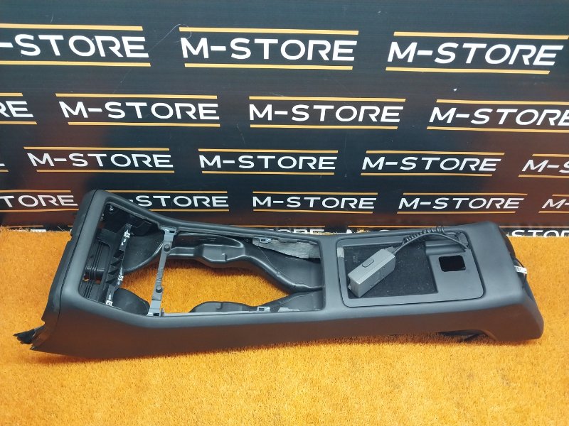 Консоль между сидений, 1500 рублей, Красноярск