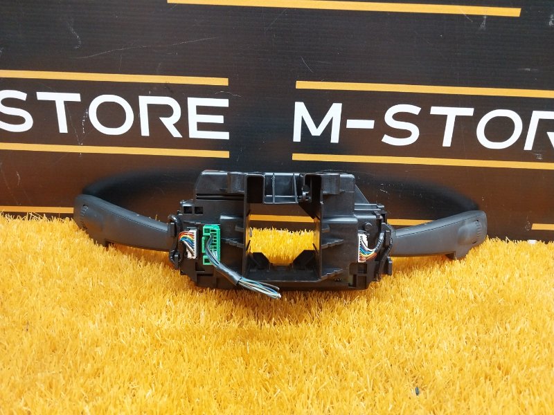 блок подрулевых переключателей, 1000 рублей, Красноярск