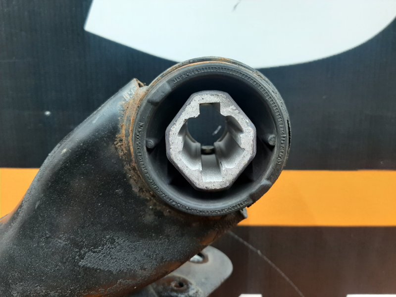 Балка поперечная (подрамник), 1690 рублей, Красноярск