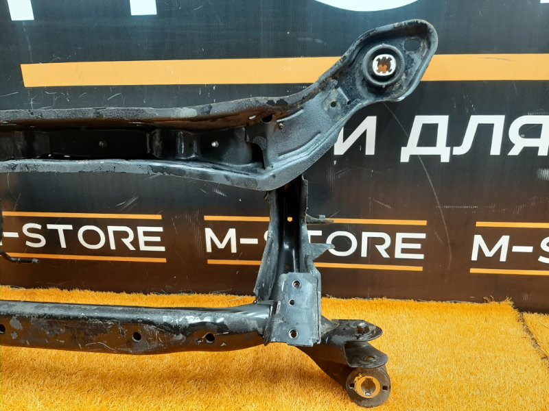 Балка поперечная (подрамник), 1690 рублей, Красноярск