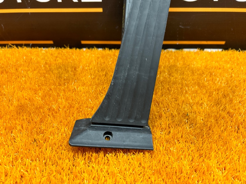 педаль газа, 500 рублей, Красноярск