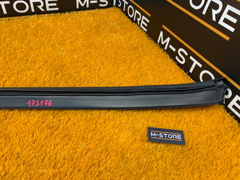 Уплотнитель капота, 750 рублей, Красноярск