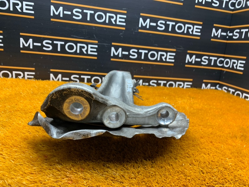 кулак поворотный, 1300 рублей, Красноярск