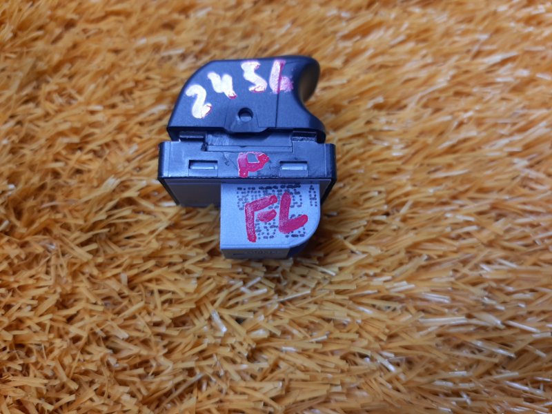 кнопка стеклоподъемника, 210 рублей, Красноярск