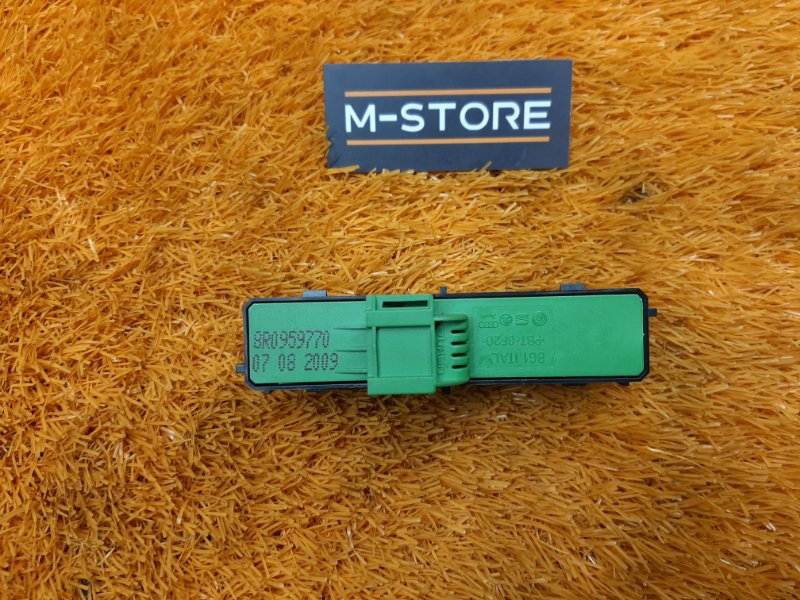 кнопка памяти сидений, 600 рублей, Красноярск