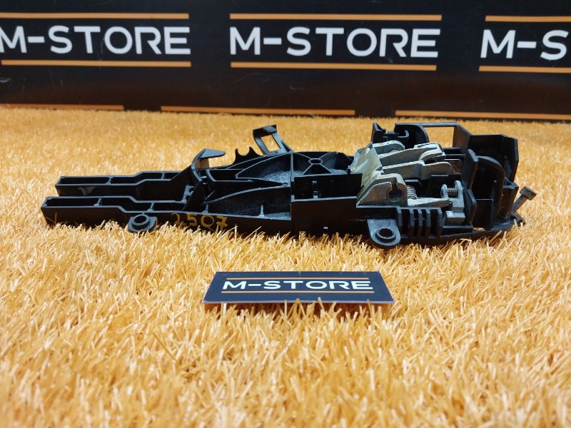 Кронштейн ручки двери, 630 рублей, Красноярск