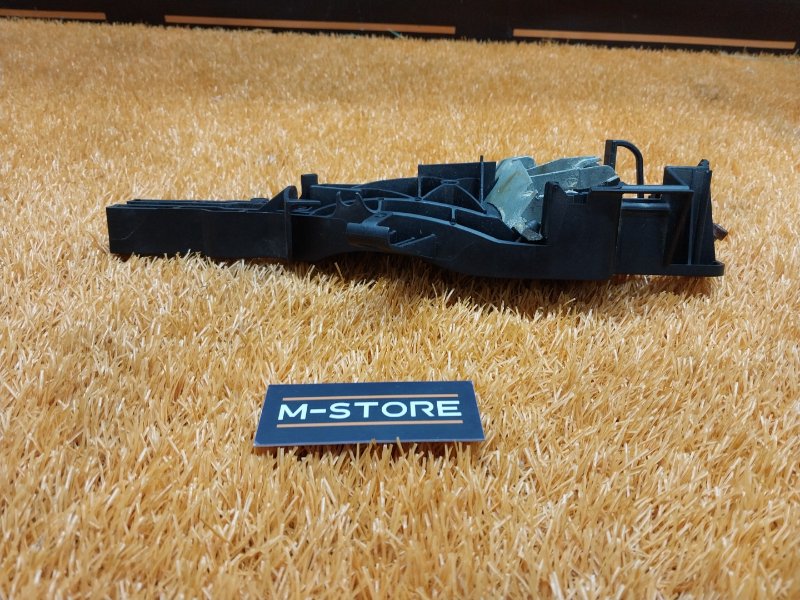 Кронштейн ручки двери, 630 рублей, Красноярск